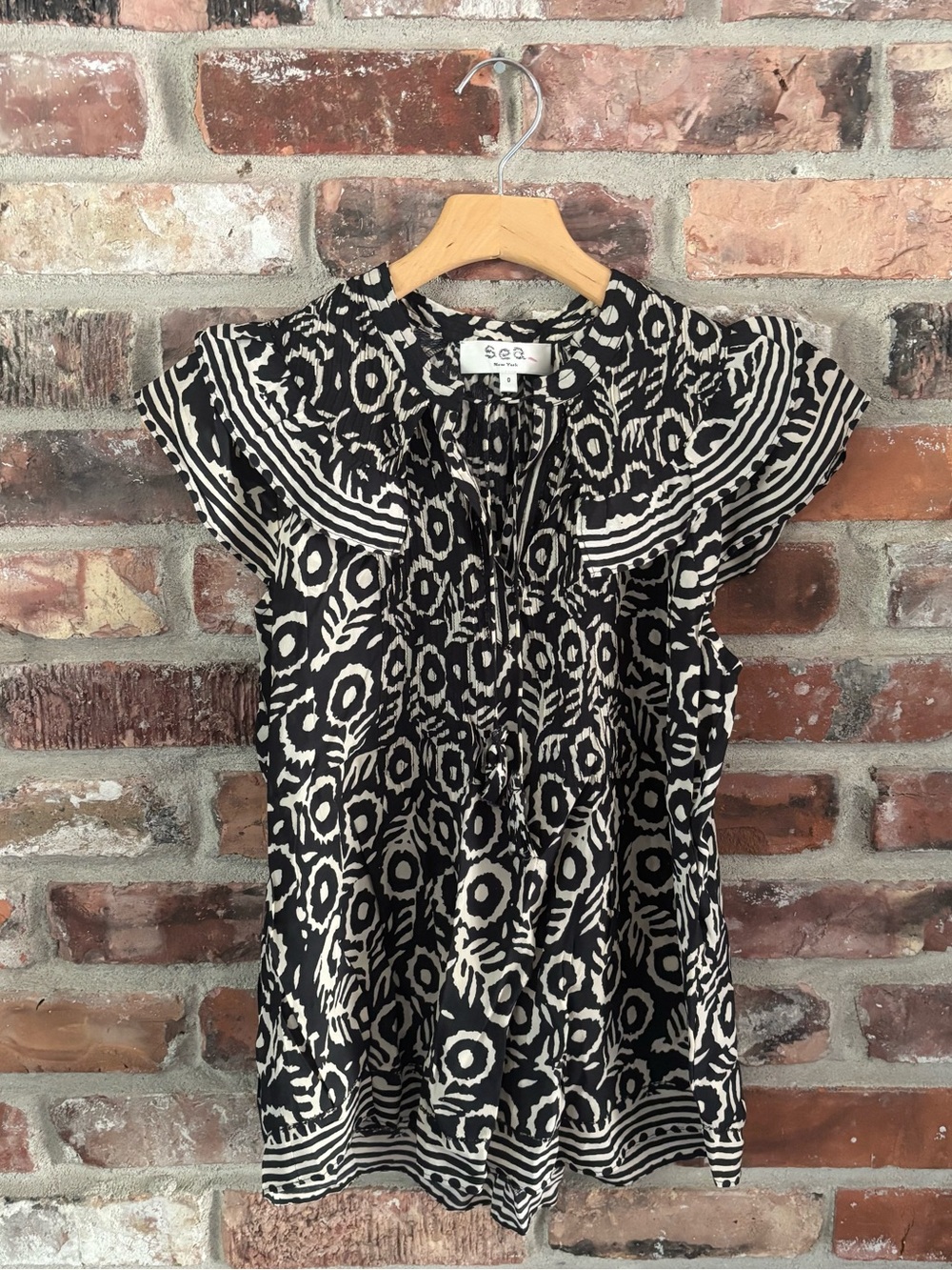 SEA New York Black Printed Ruffle Sleeveless Blouse Top, 0